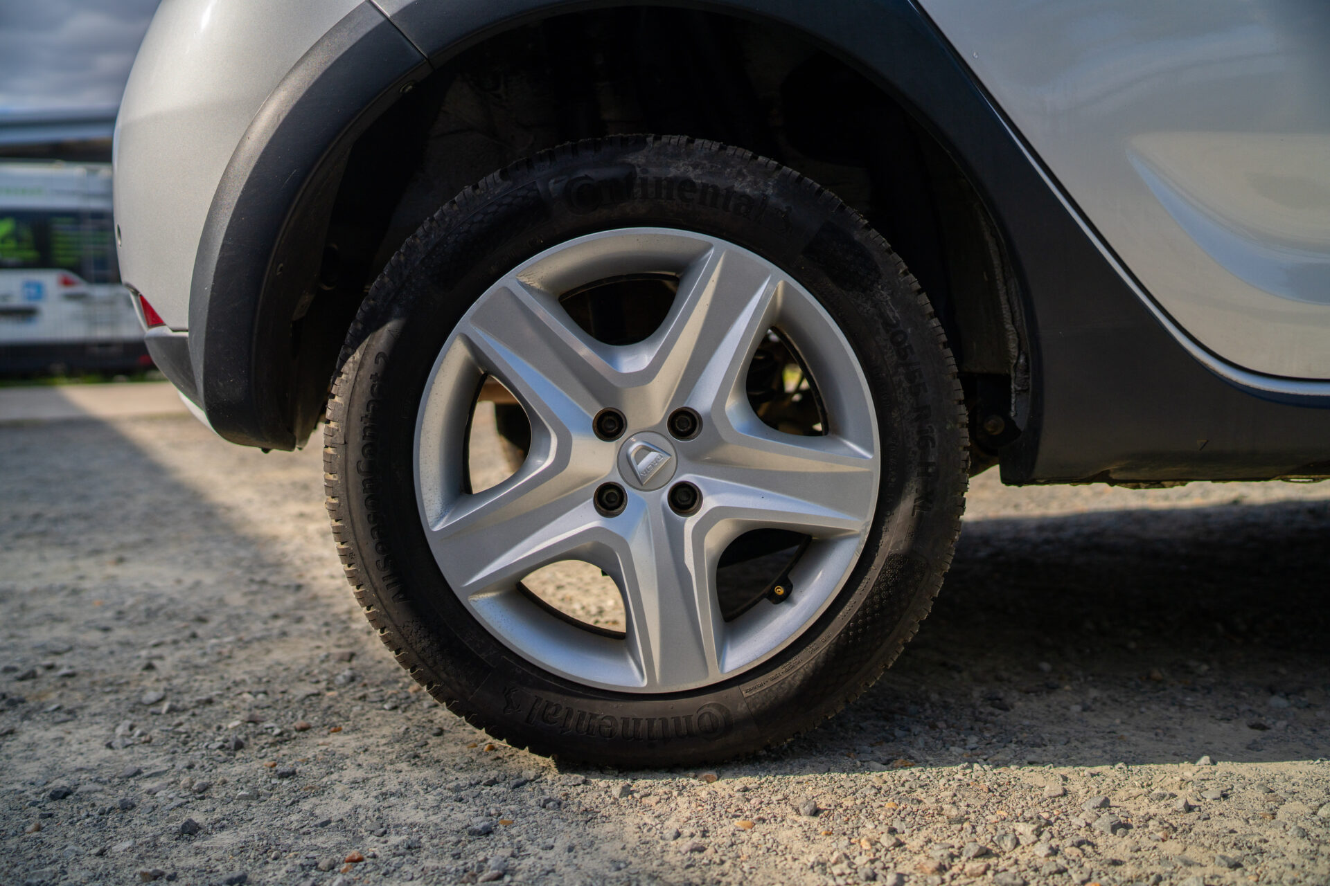 Dacia gris ste