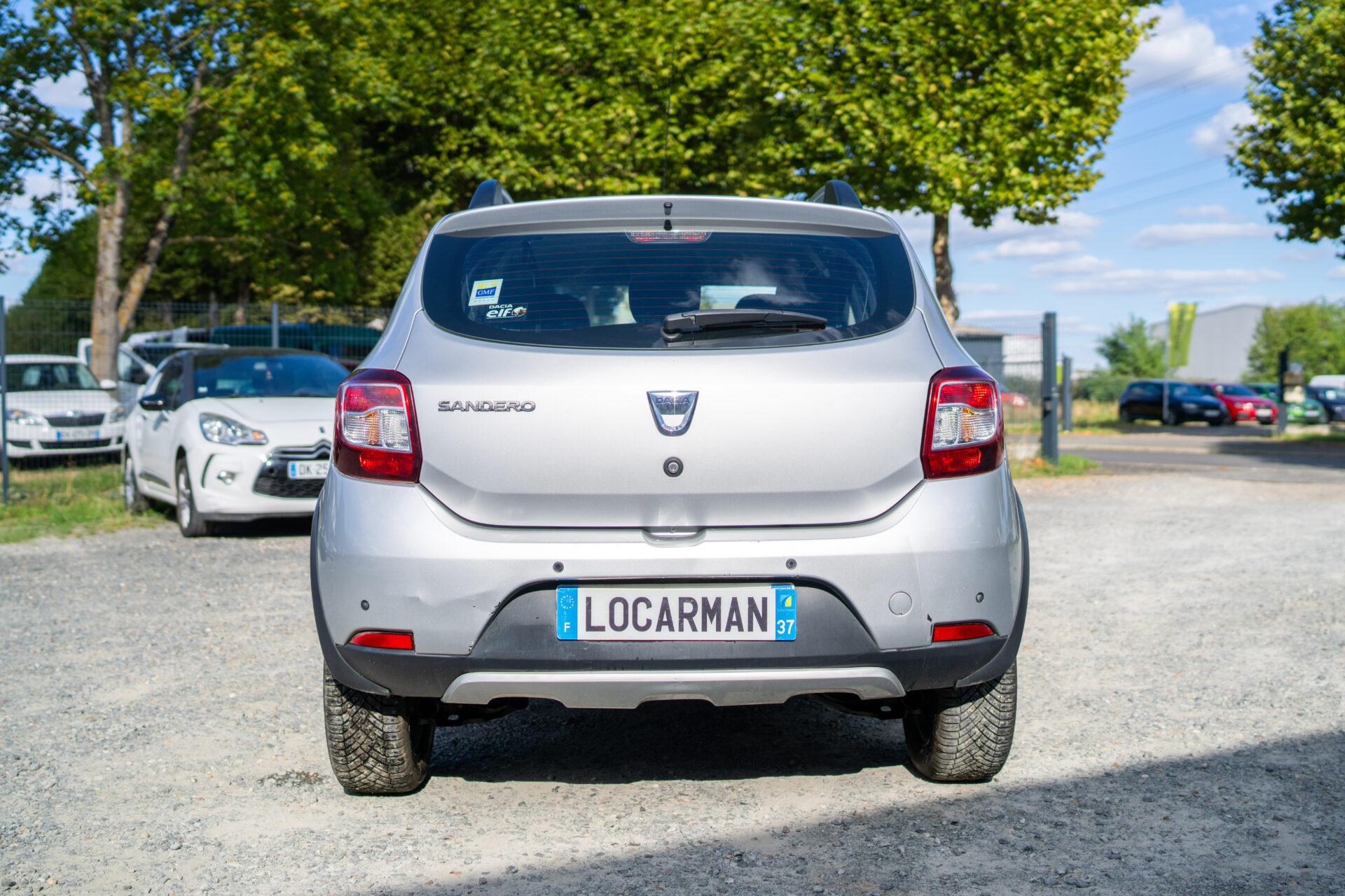 Dacia gris ste